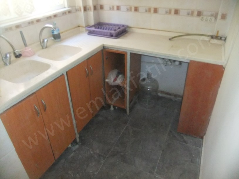 Kocamustafapaşa Hacıkadın Caddesi 1+1 55m² Yüksek Giriş