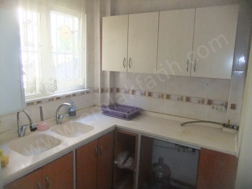 Kocamustafapaşa Hacıkadın Caddesi 1+1 55m² Yüksek Giriş