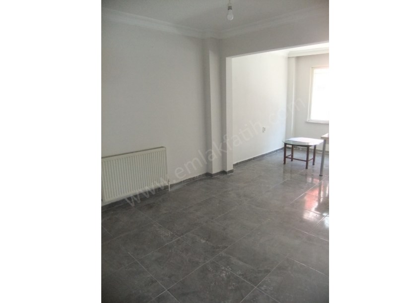 Kocamustafapaşa Hacıkadın Caddesi 1+1 55m² Yüksek Giriş