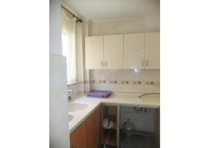 Kocamustafapaşa Hacıkadın Caddesi 1+1 55m² Yüksek Giriş