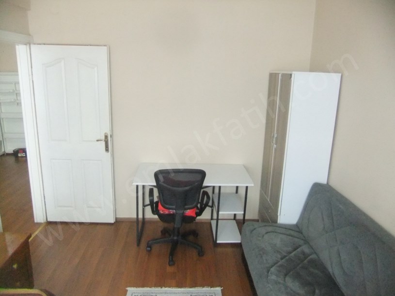 Kocamustafapaşa Kiralık Ev Marmara Cad. 2+1 Eşyalı ( ESKİ PORTFÖY )