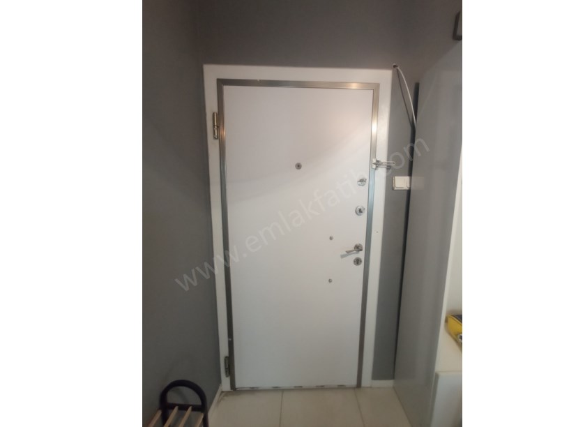 K.M.Paşa Nafız Gürman Cad 2+1 Eşyalı Daire