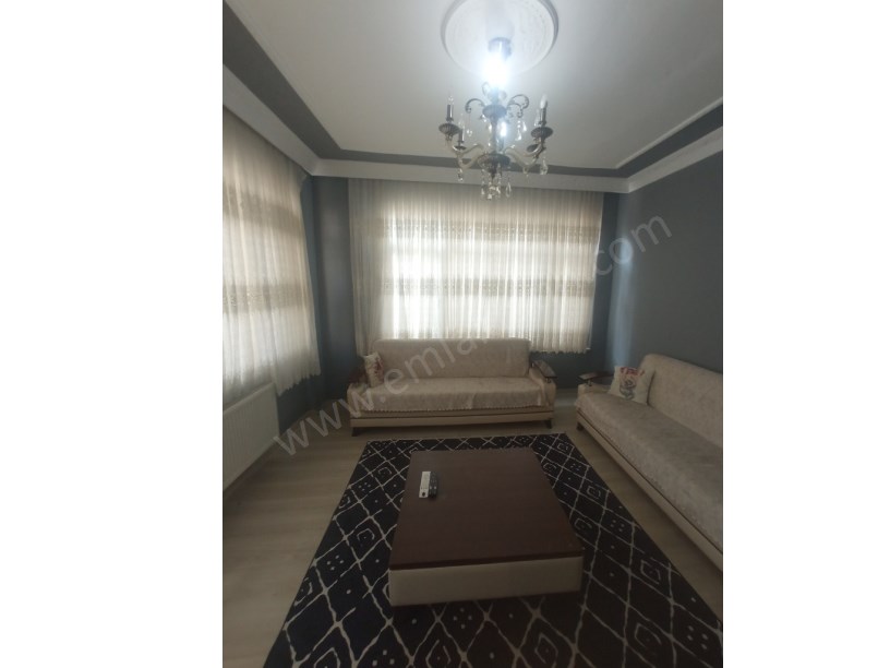 K.M.Paşa Nafız Gürman Cad 2+1 Eşyalı Daire