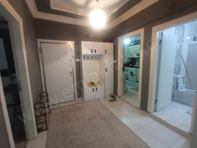 Kocamustafapaşa Kiralık Daire Nafız Gürman Cad 2+1 Eşyalı 80m² Full Yapılı Büyük Mutfaklı