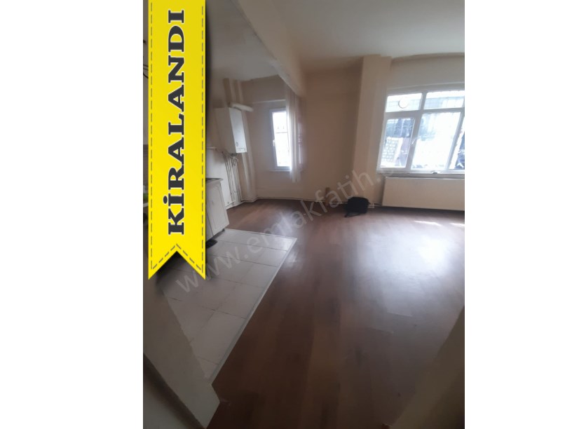 Yedikule Kiralık Daire 1+1 50m² ( ESKİ PORTFÖY ) Açık Mutfaklı Ara Kat
