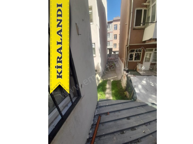 Yedikule Kiralık Daire 1+1 50m² ( ESKİ PORTFÖY ) Açık Mutfaklı Ara Kat