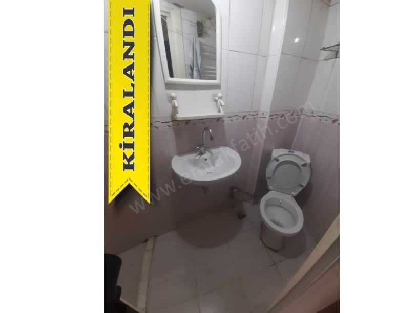 Yedikule Kiralık Daire 1+1 50m² ( ESKİ PORTFÖY ) Açık Mutfaklı Ara Kat