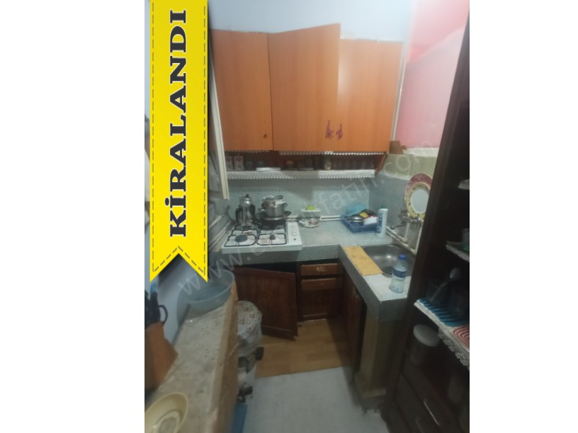 Yedikule Kiralık Daire Cadde Üzeri Eşyalı 2+1 ( ESKİ PORTFÖY )