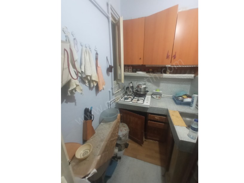 Yedikule Kiralık Daire Cadde Üzeri Eşyalı 2+1 Daire