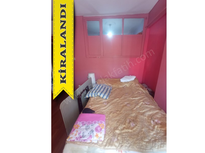 Yedikule Kiralık Daire Cadde Üzeri Eşyalı 2+1 Daire