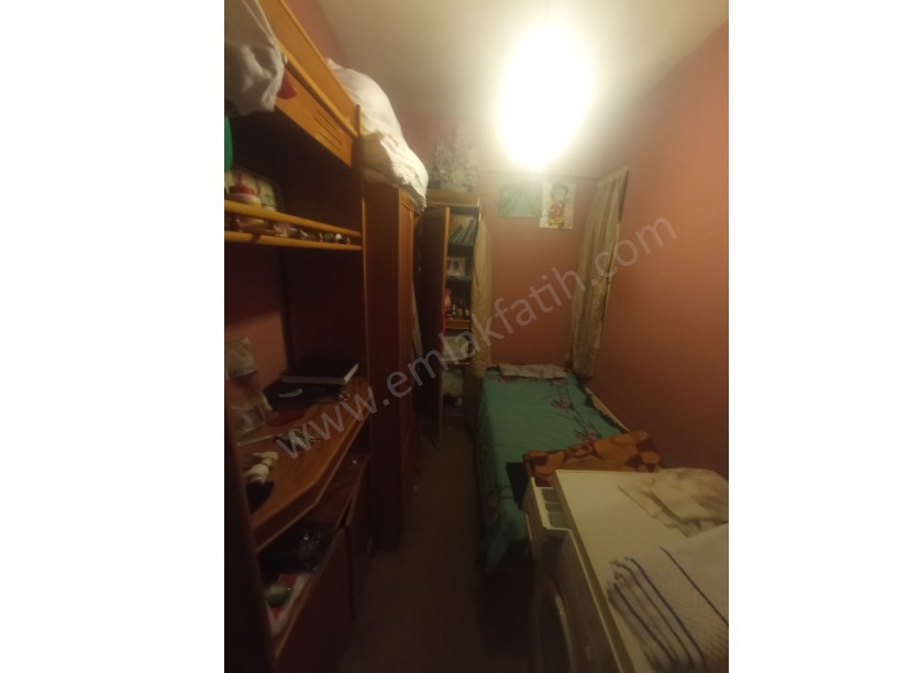 Portföy No: 2081 Yedikule Kiralık Daire Cadde Üzeri Eşyalı 2+1 Daire