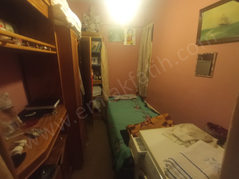 Portföy No: 2081 Yedikule Kiralık Daire Cadde Üzeri Eşyalı 2+1 Daire