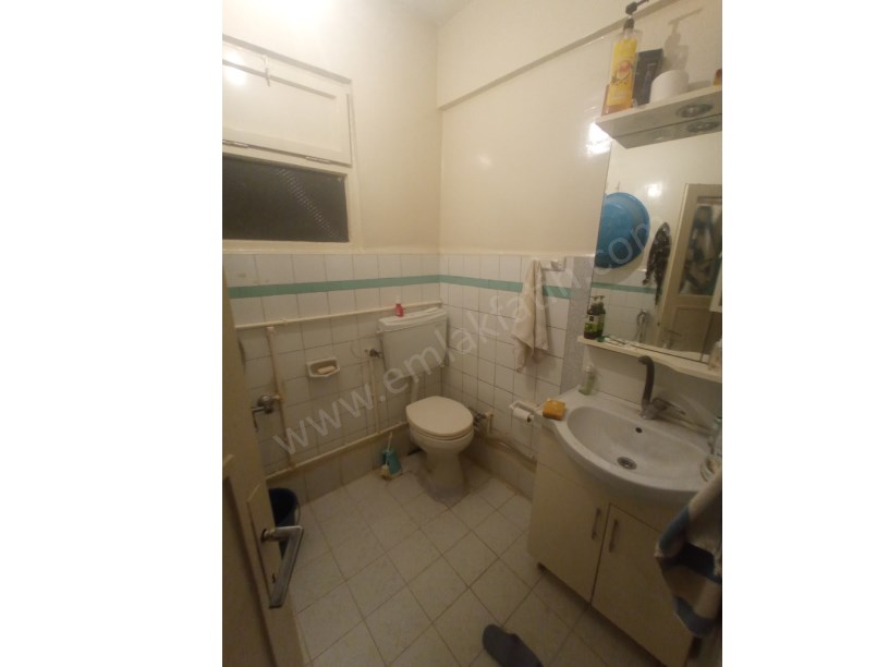 Yedikule Kiralık Daire Cadde Üzeri Eşyalı 2+1 Daire