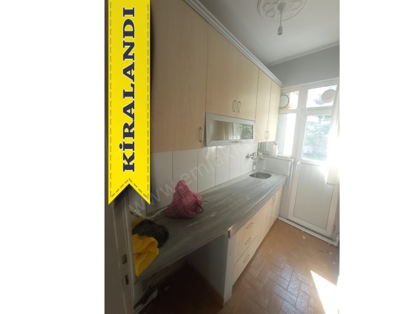 Seyyid Ömer Kiralık Daire Meydanda 1+1 55m² ( ESKİ PORTFÖY ) Arakat Temiz