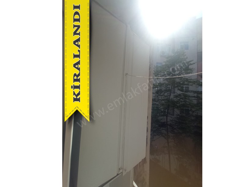Seyyid Ömer Kiralık Daire Meydanda 1+1 55m² ( ESKİ PORTFÖY ) Arakat Temiz