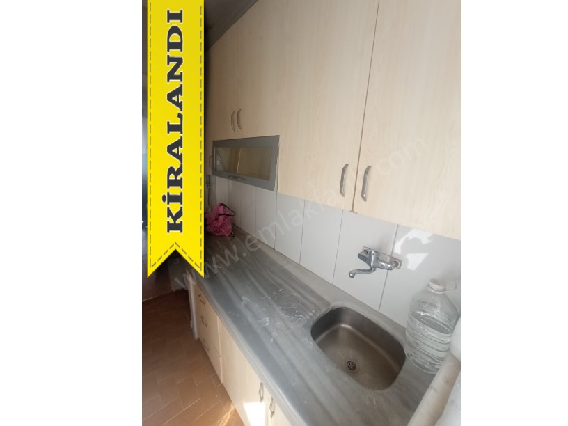Seyyid Ömer Kiralık Daire Meydanda 1+1 55m² ( ESKİ PORTFÖY ) Arakat Temiz