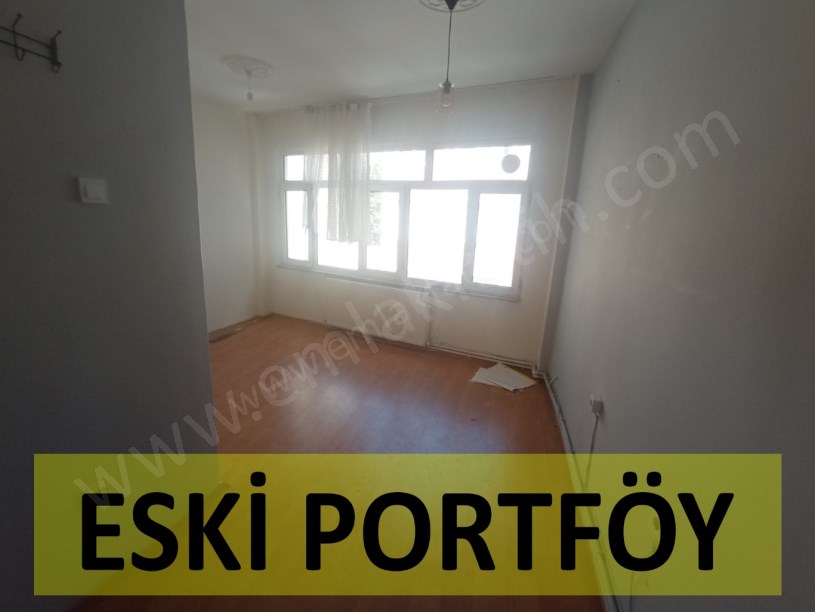 Seyyid Ömer Kiralık Daire Meydanda 1+1 55m² ( ESKİ PORTFÖY ) Arakat Temiz