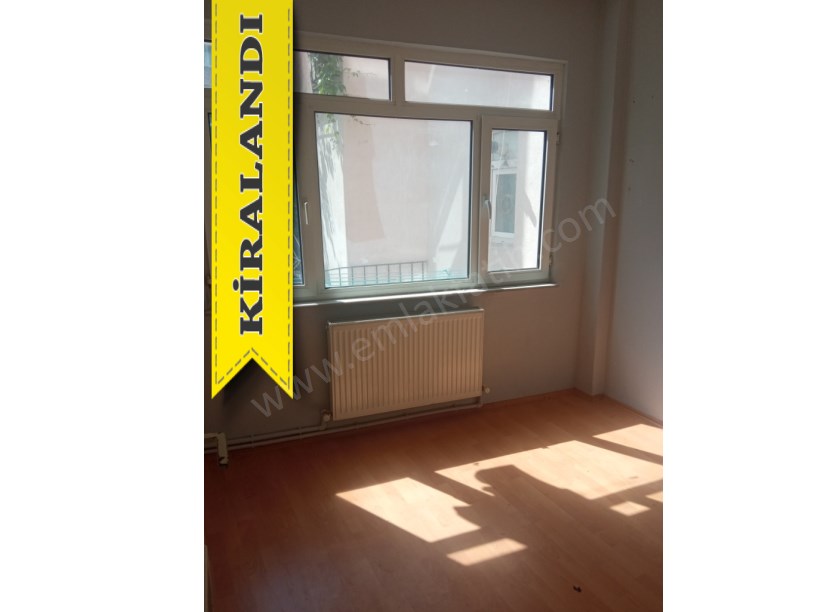 Seyyid Ömer Kiralık Daire Meydanda 1+1 55m² ( ESKİ PORTFÖY ) Arakat Temiz