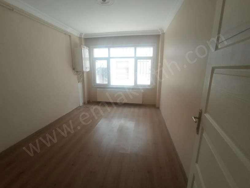 Fatih Kiralık Daire Fevzipaşa Caddesi Yanı 1+1 55m² ( ESKİ PORTFÖY ) Kombili Yapılı Tertemiz kiralık