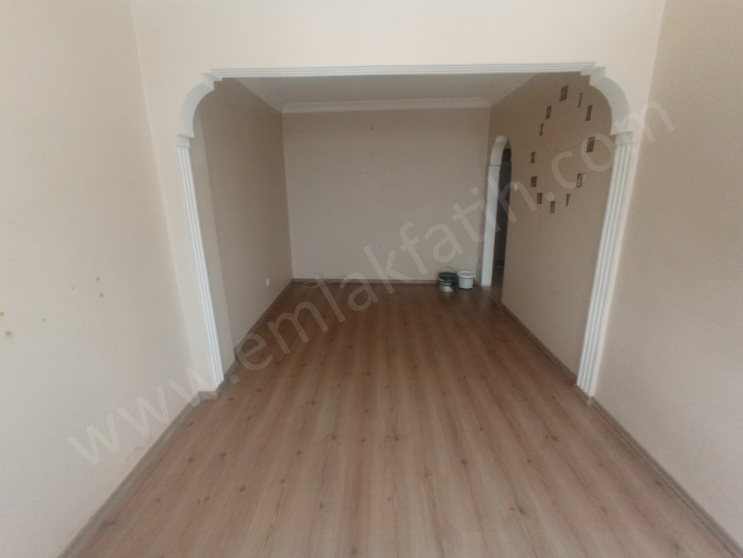 Fatih Kiralık Daire Fevzipaşa Caddesi Yanı 1+1 55m² ( ESKİ PORTFÖY ) Kombili Yapılı Tertemiz kiralık