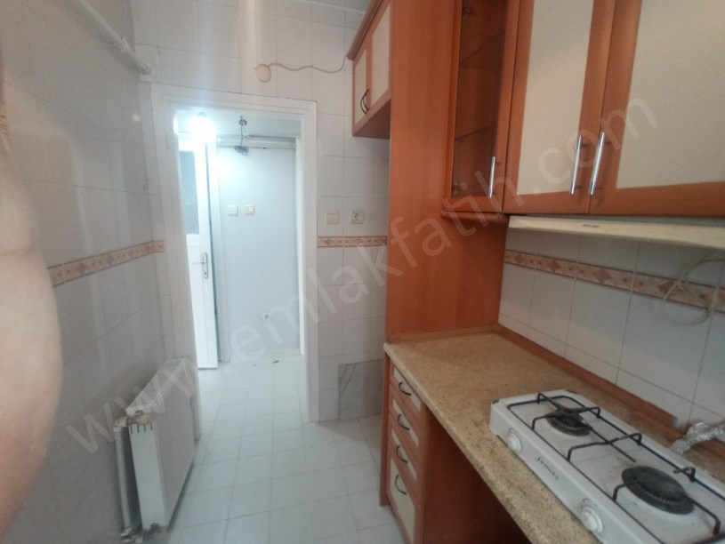 Çapa Kiralık Daire Başvekil Caddesi üzerinde 2+1 85m² ( ESKİ PORTFÖY ) Geniş Full Yapılı Temiz Daire