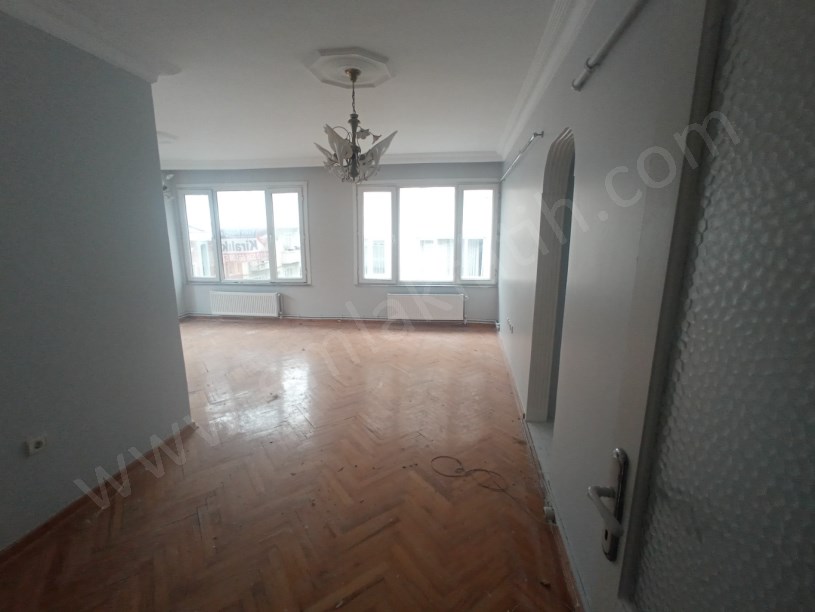 Çapa Kiralık Daire Başvekil Caddesi üzerinde 2+1 85m² ( ESKİ PORTFÖY ) Geniş Full Yapılı Temiz Daire