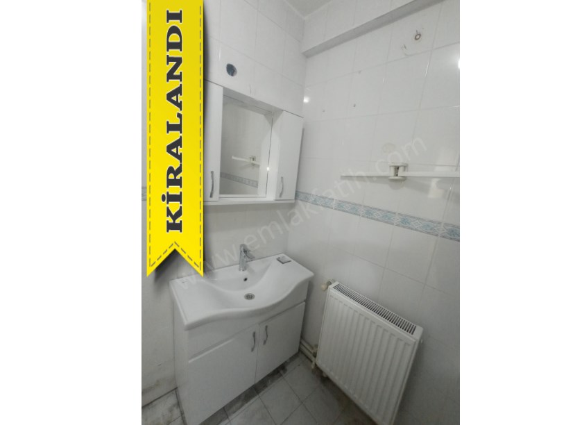 Çapa Kiralık Daire Başvekil Caddesi üzerinde 2+1 85m² ( ESKİ PORTFÖY ) Geniş Full Yapılı Temiz Daire