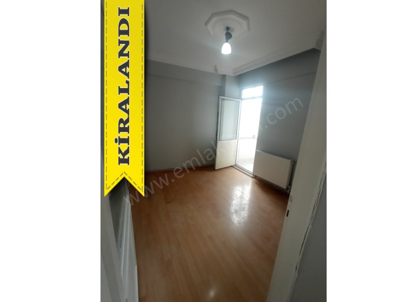 Çapa Kiralık Daire Başvekil Caddesi üzerinde 2+1 85m² ( ESKİ PORTFÖY ) Geniş Full Yapılı Temiz Daire