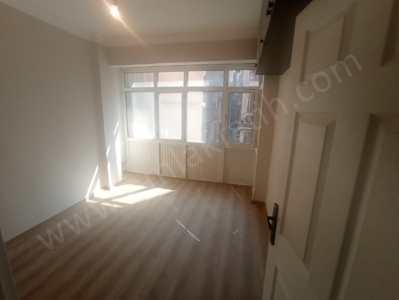 Kocamustafapaşa Kiralık Daire Milli Müdafaa Cad. üzerinde 1+1 55m²  ( ESKİ PORTFÖY )
