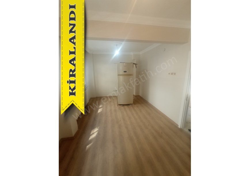 Fındıkzade Kiralık Daire Ahmet Vefikpaşa Cad. Üzerinde 1+1 55m²  ( ESKİ PORTFÖY )