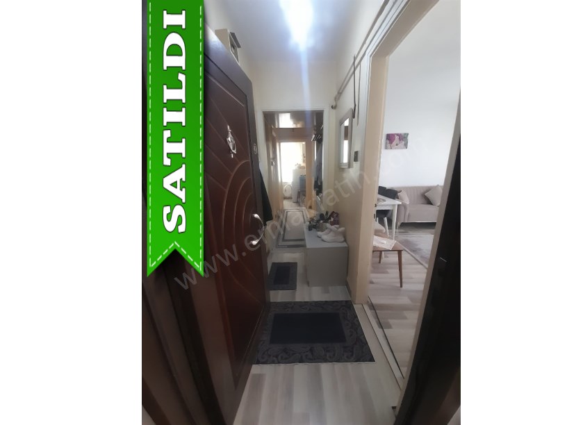Kocamustafapaşa Satılık Daire 1+1 Merkezde Köşe Binada ( ESKİ PORTFÖY )