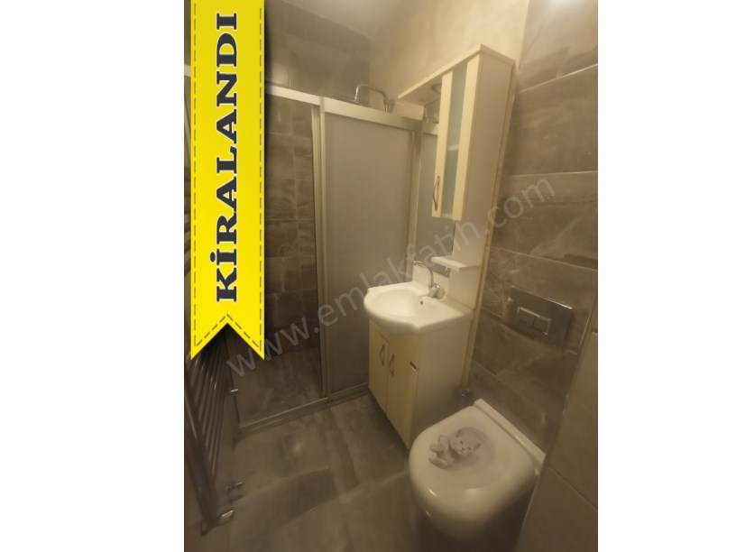 Çapa Kiralık Daire Merkezde Temiz Geniş 1+1 ( ESKİ PORTFÖY )