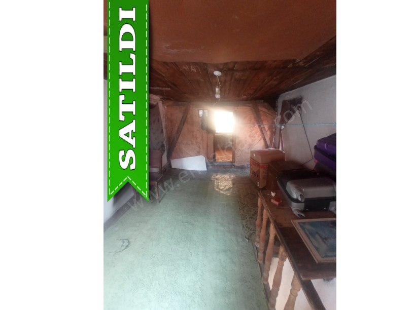 KOCAMUSTAFAPAŞA MEYDANA YAKIN SATILIK MÜSTAKİL EV 4 KATLI 5+1 ( ESKİ PORTFÖY ) 