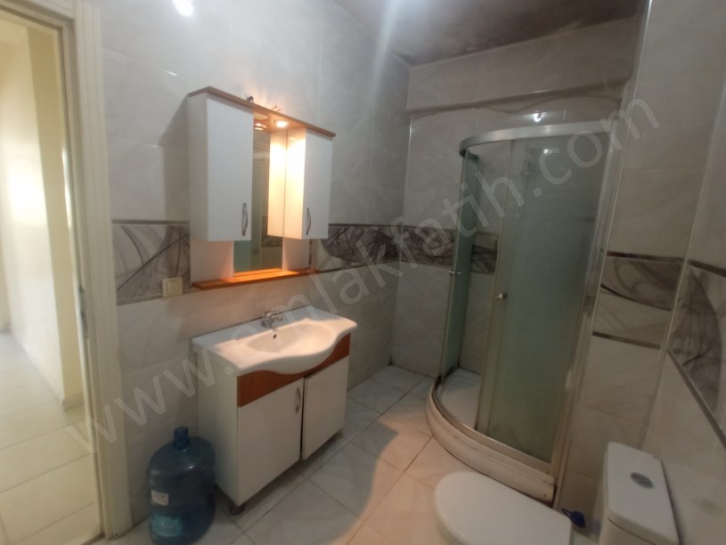 Çapa Kiralık Daire Genç Binada 2+1 1.KAT ( ESKİ PORTFÖY ) Çift Cepheli Full Yapılı