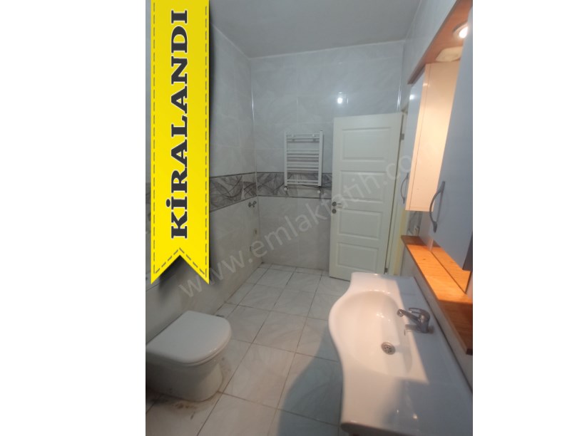 Çapa Kiralık Daire Genç Binada 2+1 1.KAT ( ESKİ PORTFÖY ) Çift Cepheli Full Yapılı