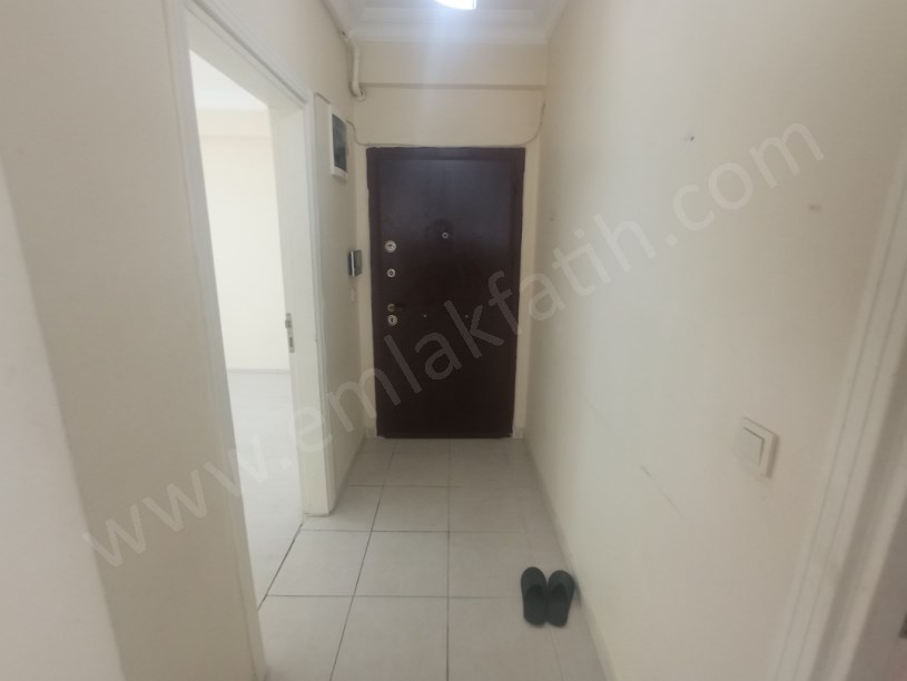 Çapa Kiralık Daire Genç Binada 2+1 1.KAT ( ESKİ PORTFÖY ) Çift Cepheli Full Yapılı