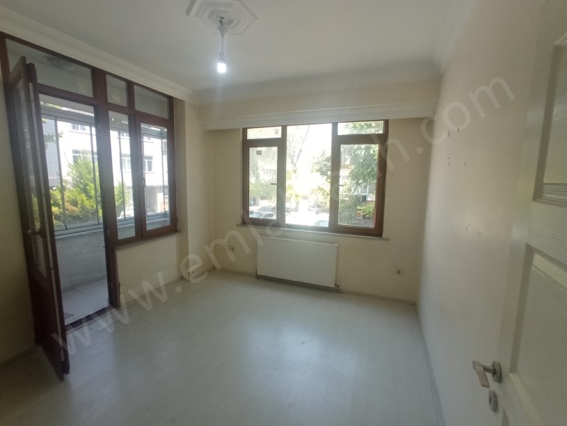 Çapa Kiralık Daire Genç Binada 2+1 1.KAT ( ESKİ PORTFÖY ) Çift Cepheli Full Yapılı