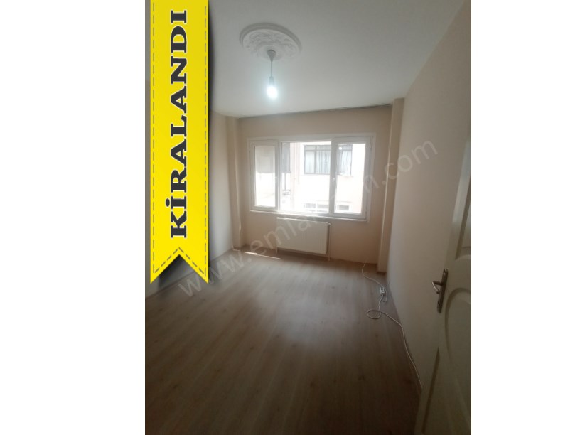 Fatih Kiralık Daire  Fatih Camii Çevresinde 2+1 80m² 2.KAT ( ESKİ PORTFÖY ) Temiz Çift Cepheli