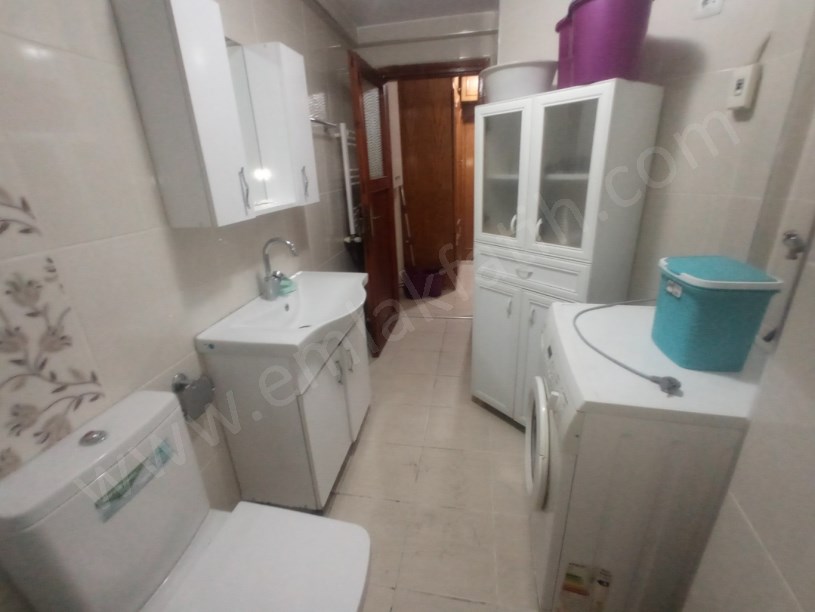 Pulcu Sokak Eşyalı 2+1 80m² 2.Kat Kombili Çift Cepheli