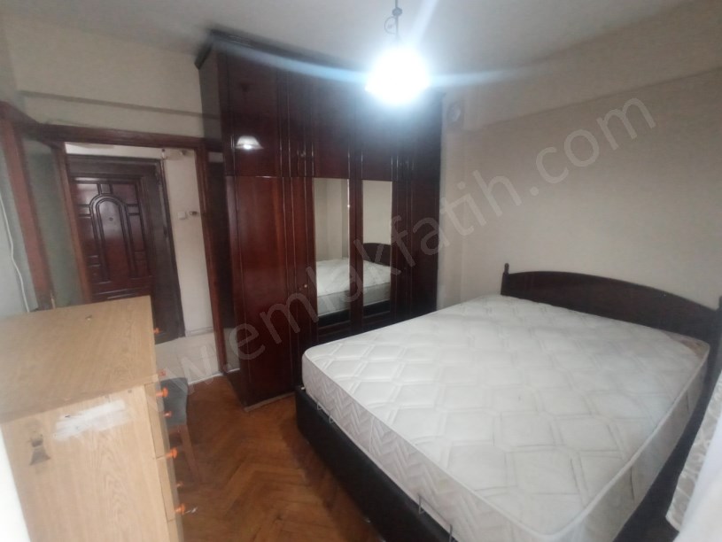 Pulcu Sokak Eşyalı 2+1 80m² 2.Kat Kombili Çift Cepheli