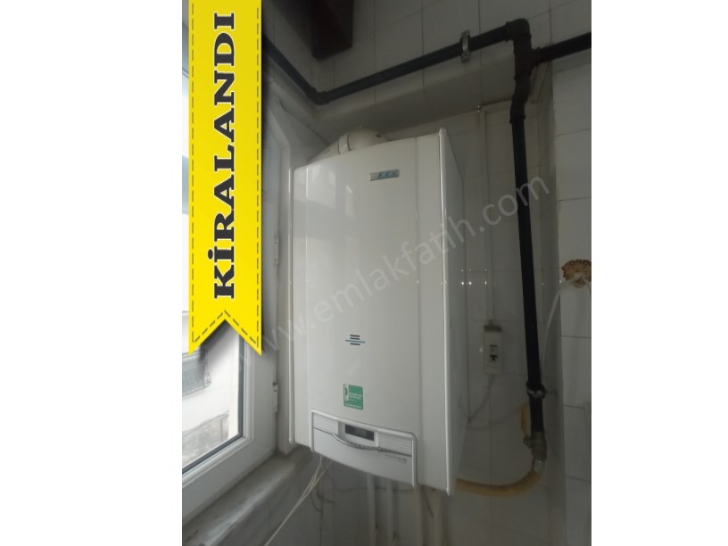 Pulcu Sokak Eşyalı 2+1 80m² 2.Kat Kombili Çift Cepheli