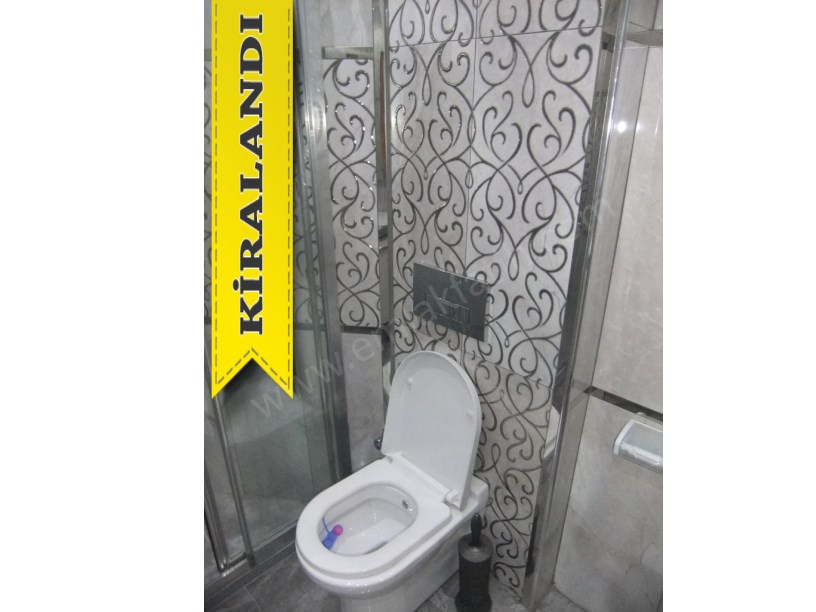 Kocamustafapaşa Kiralık Daire MEYDANDA LÜKS YAPILI 2+1 ( ESKİ PORTFÖY )
