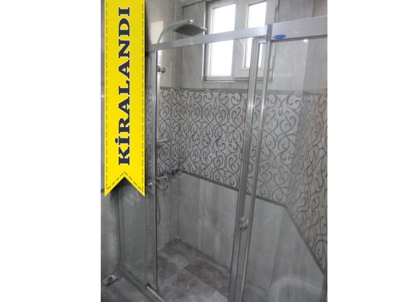Kocamustafapaşa Kiralık Daire MEYDANDA LÜKS YAPILI 2+1 ( ESKİ PORTFÖY )