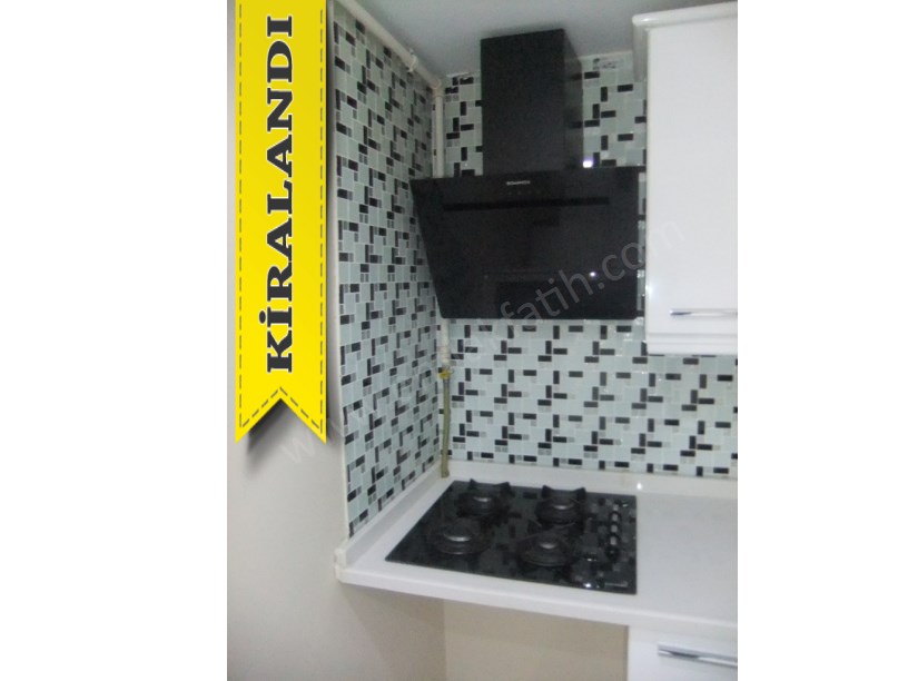 Kocamustafapaşa Kiralık Daire MEYDANDA LÜKS YAPILI 2+1 ( ESKİ PORTFÖY )
