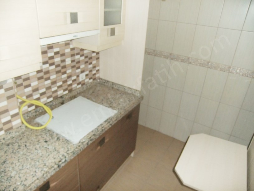 Marmara Cad. Meydana Yakın 2+1 