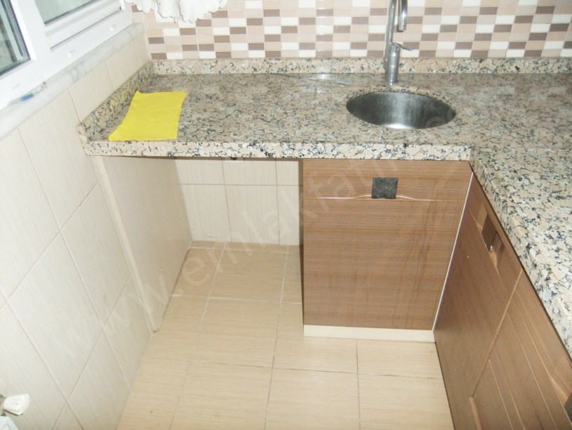 Marmara Cad. Meydana Yakın 2+1 