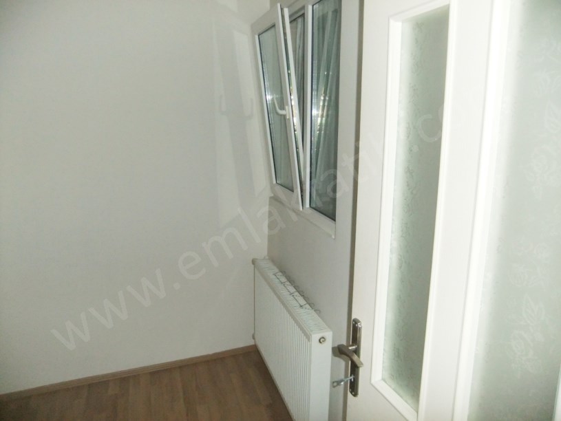 Marmara Cad. Meydana Yakın 2+1 
