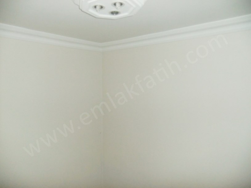Marmara Cad. Meydana Yakın 2+1 
