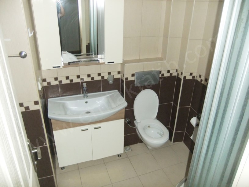 Marmara Cad. Meydana Yakın 2+1 