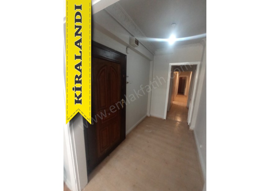 Kocamustafapaşa Marmara Cad. Kiralık 2+1 Yüksek Giriş